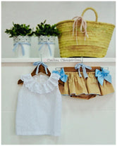Camisa bebe niña blanca y braguita camel con lazada celeste de Pio Pio