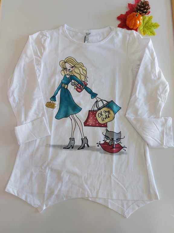 Camiseta de Niña con Print de Chica Paseando de Birba-Trybeyond